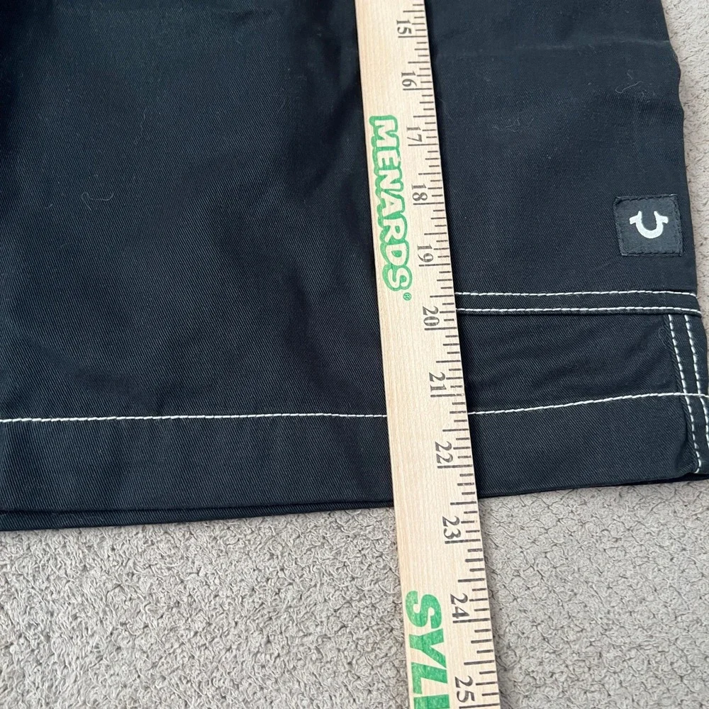 True Religion Mens Jet Black Cargo Shorts Vintage 2000s Style 108056R7 Size 32
